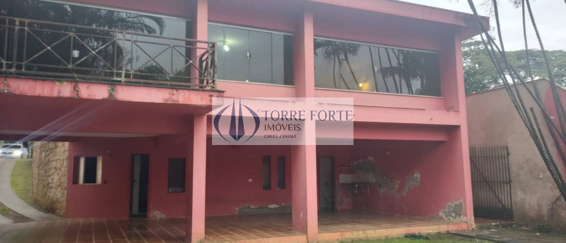 Casa à venda com 4 quartos, 500m² - Foto 1