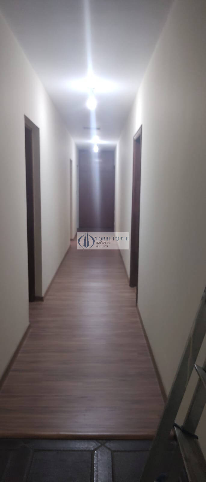 Casa à venda com 4 quartos, 500m² - Foto 5