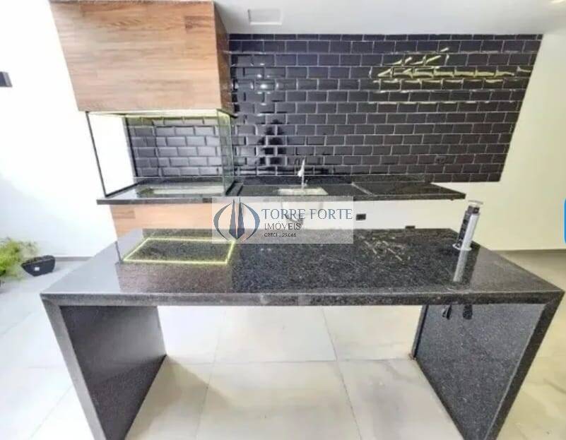 Casa, 3 quartos, 205 m² - Foto 1