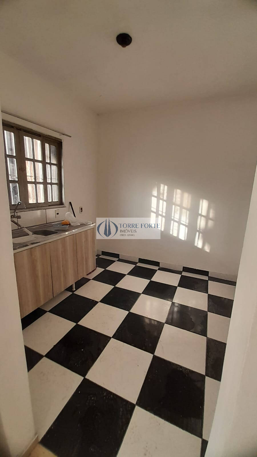 Casa, 4 quartos, 118 m² - Foto 1
