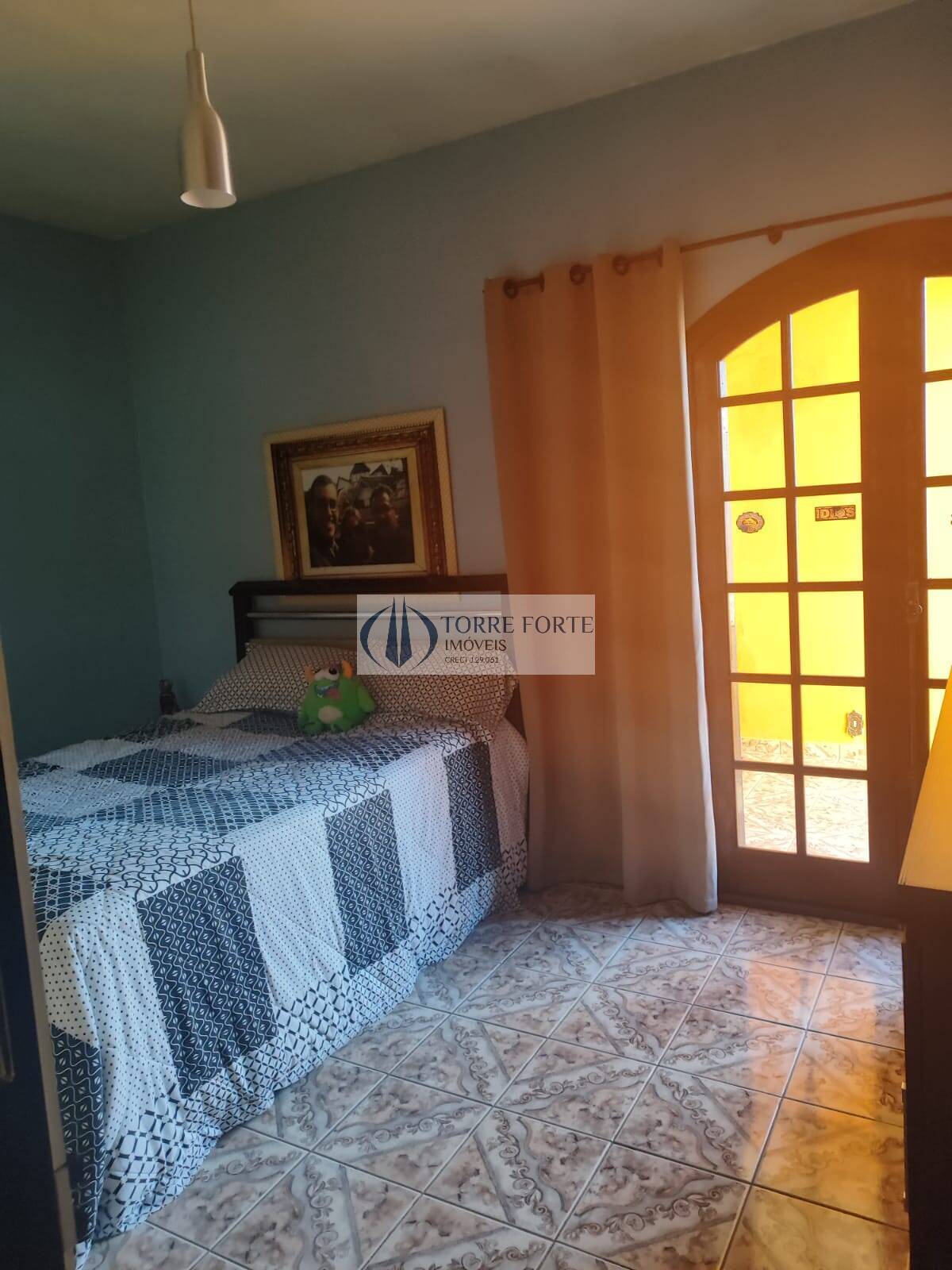 Casa à venda com 4 quartos, 380m² - Foto 14
