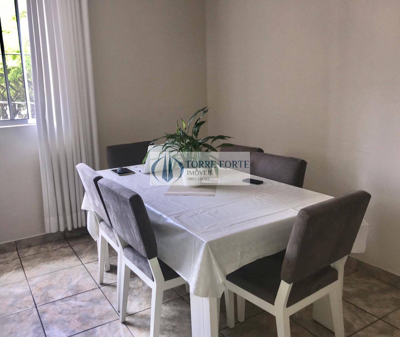 Apartamento à venda com 2 quartos, 84m² - Foto 4