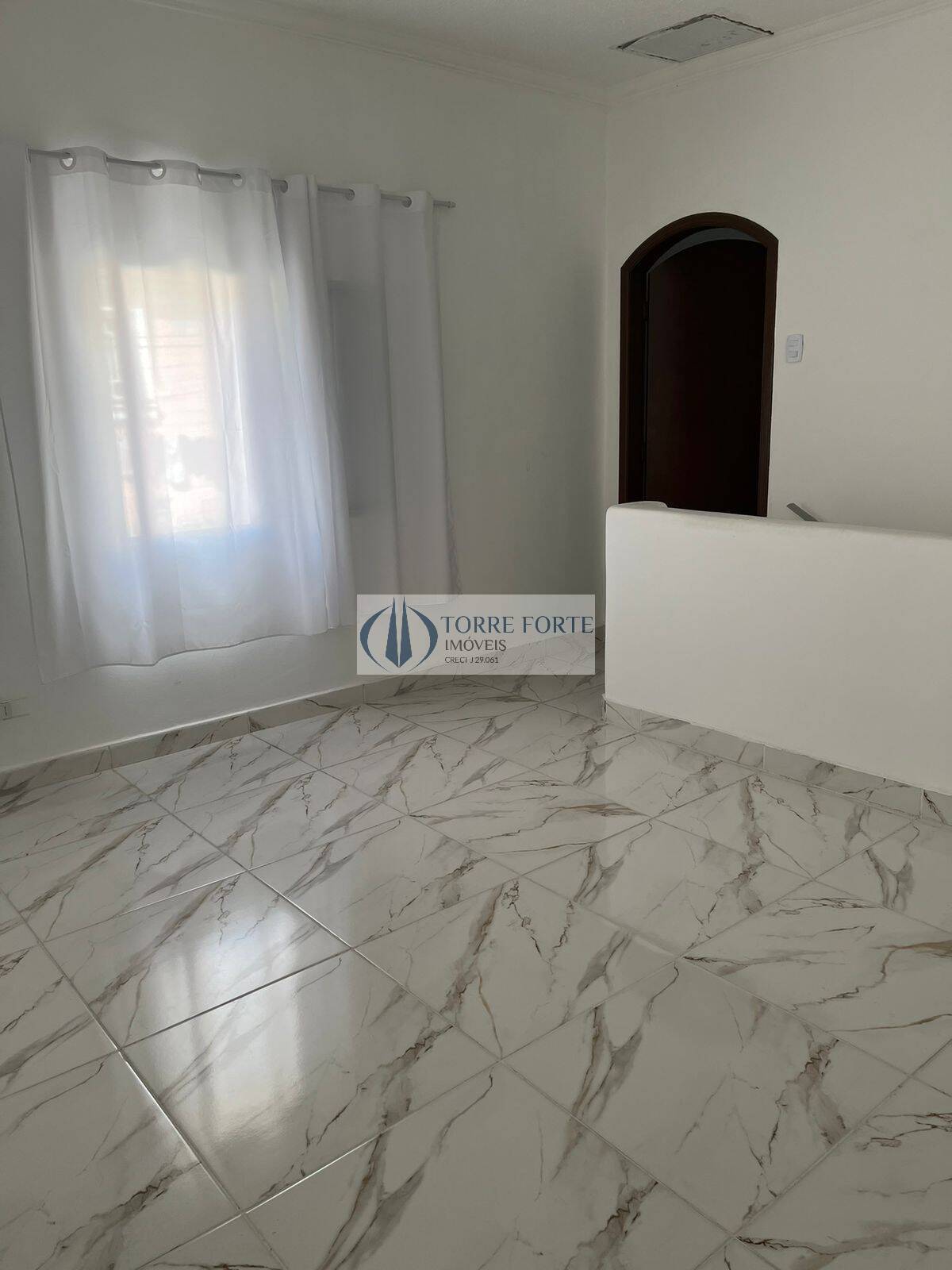 Casa à venda com 3 quartos, 160m² - Foto 7