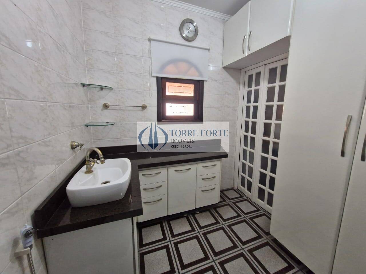 Sobrado à venda com 5 quartos, 380m² - Foto 40