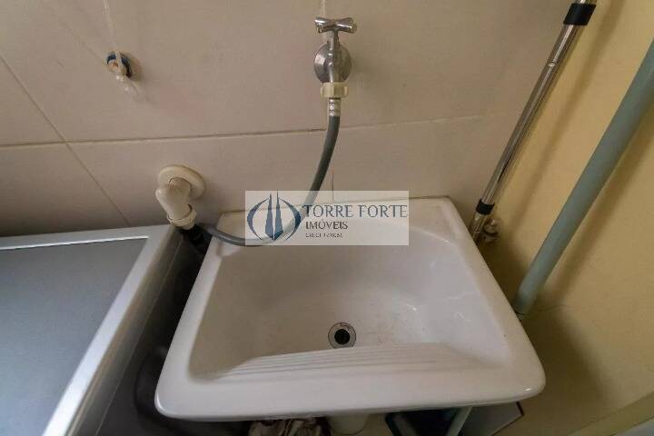 Apartamento à venda com 2 quartos, 48m² - Foto 10