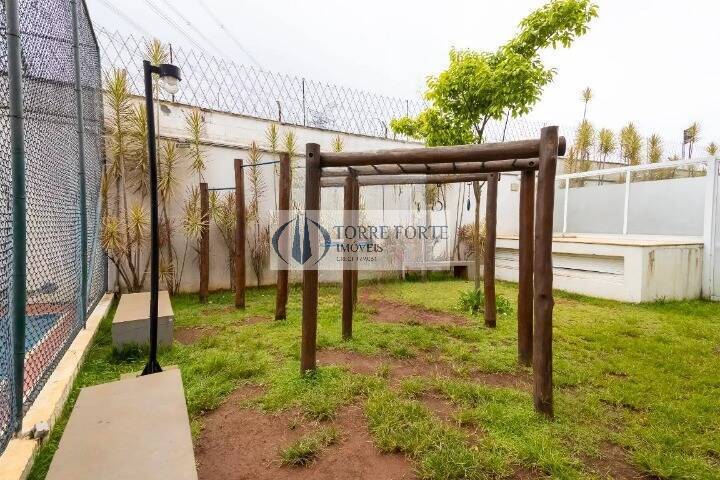 Apartamento à venda com 2 quartos, 48m² - Foto 35