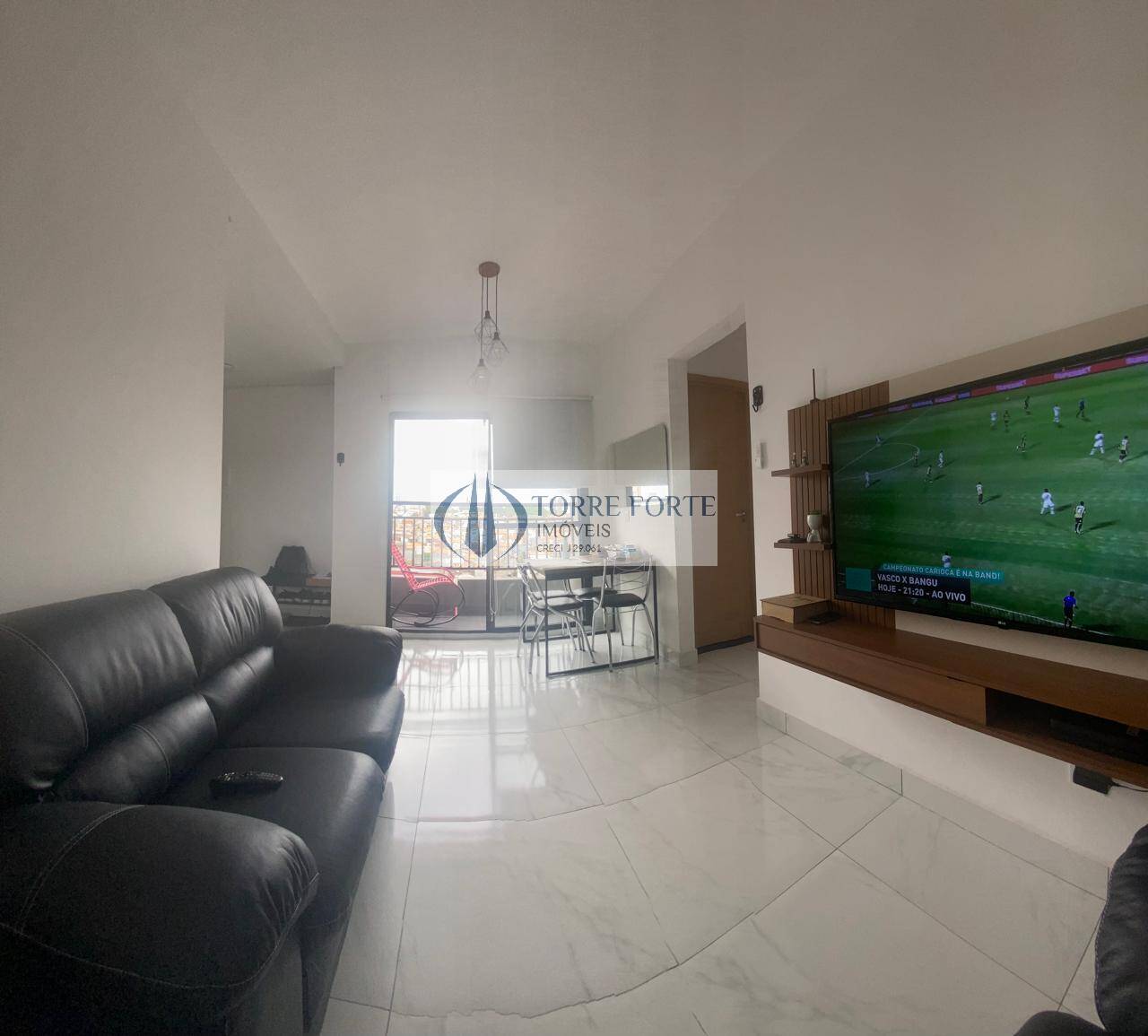 Apartamento à venda com 2 quartos, 56m² - Foto 3
