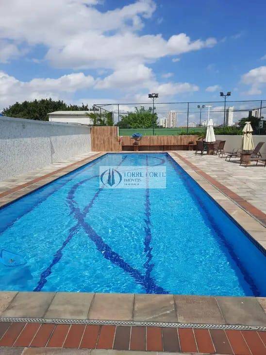 Apartamento à venda com 3 quartos, 75m² - Foto 25