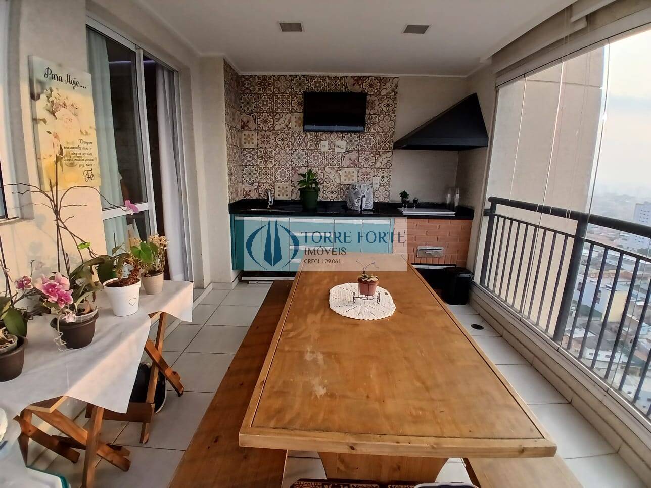 Apartamento à venda com 2 quartos, 66m² - Foto 1