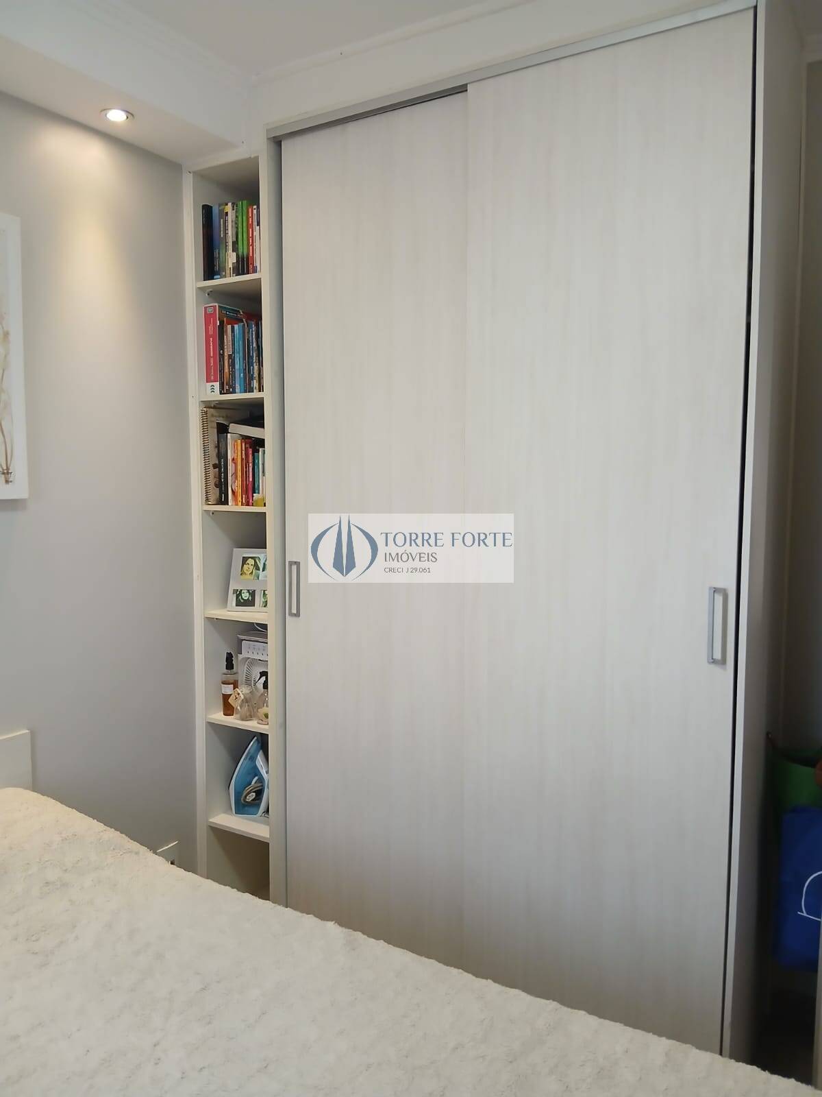 Apartamento à venda com 2 quartos, 66m² - Foto 16