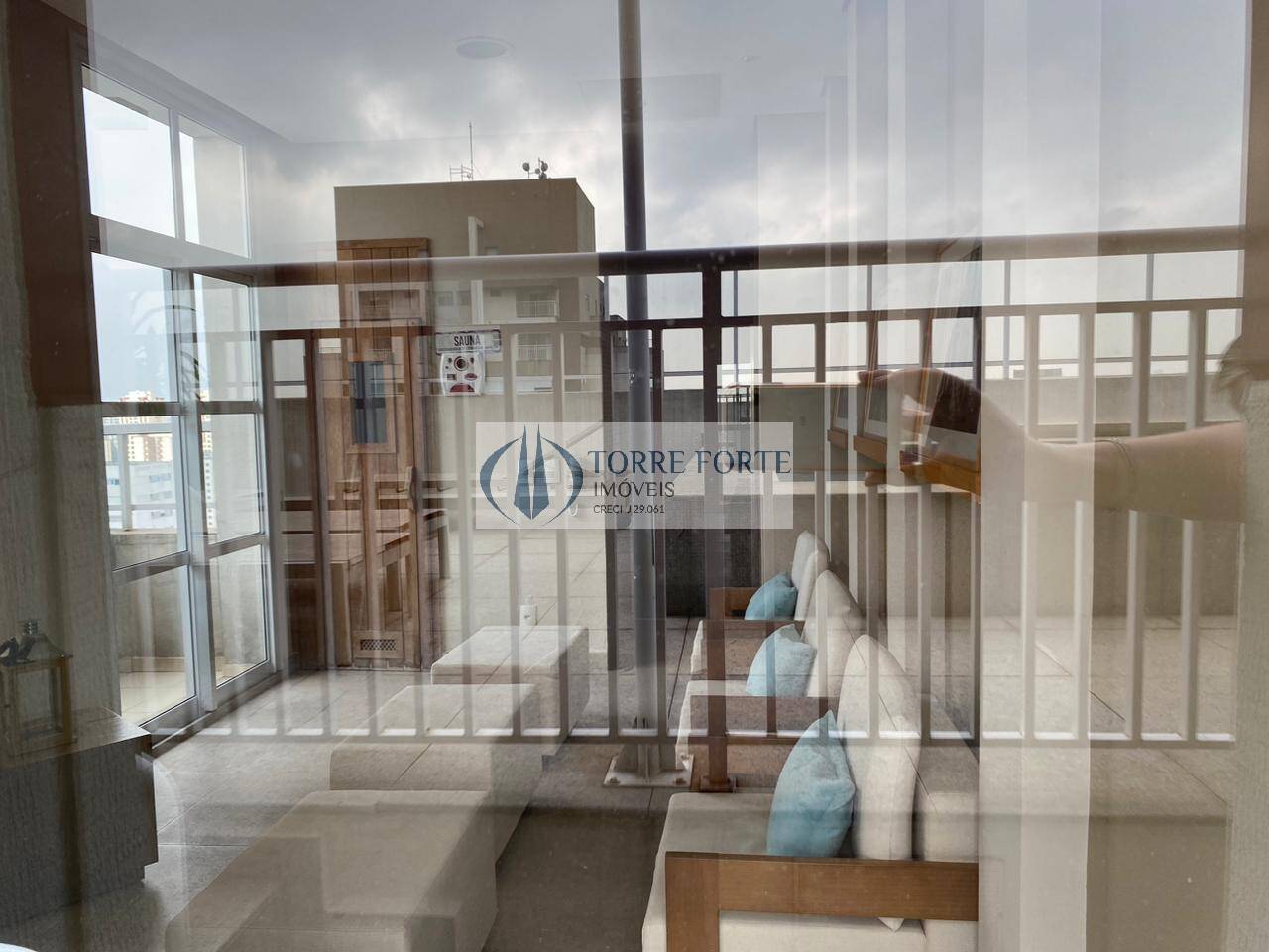 Apartamento à venda com 1 quarto, 62m² - Foto 12