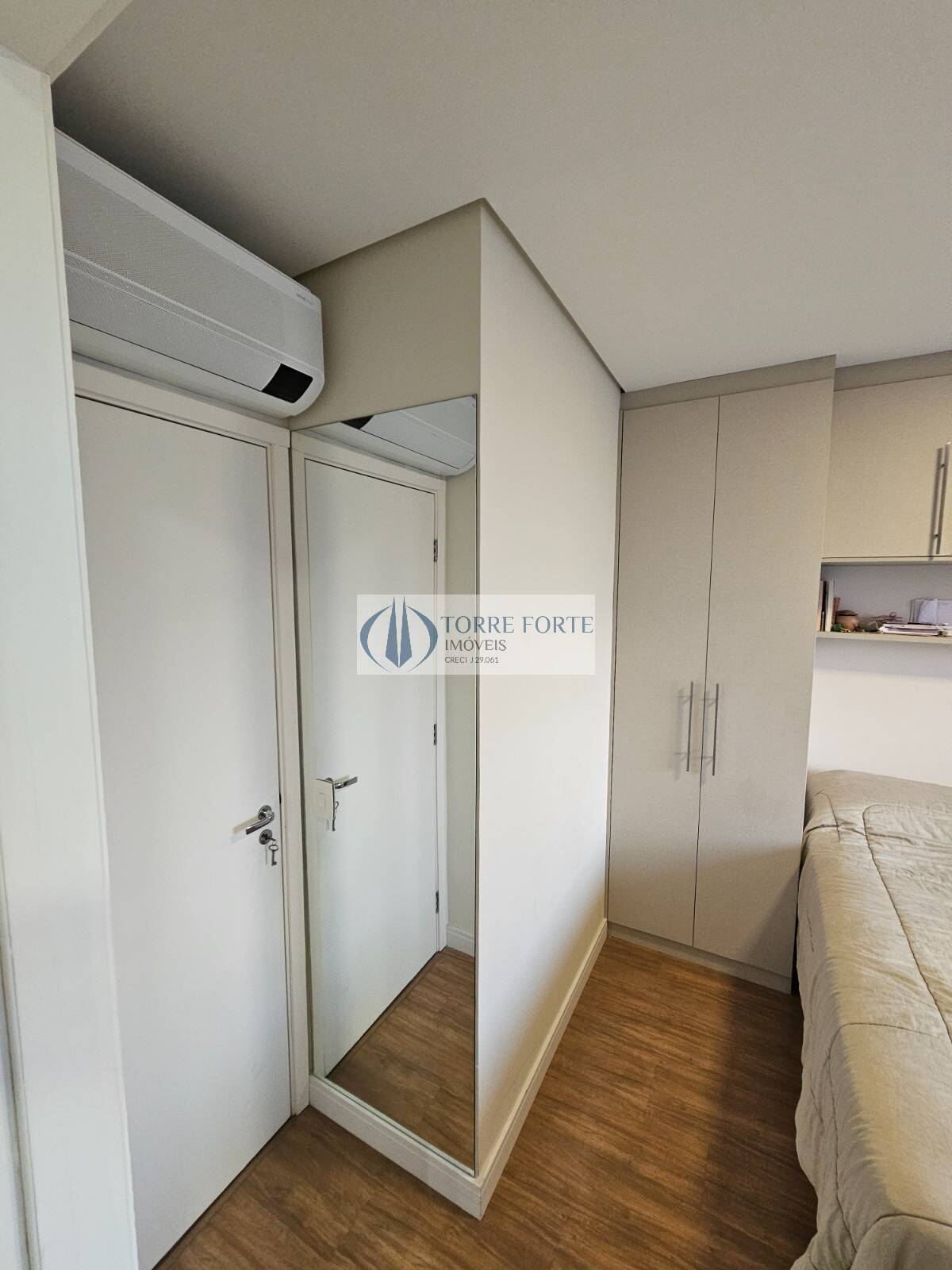 Apartamento à venda com 2 quartos, 72m² - Foto 13