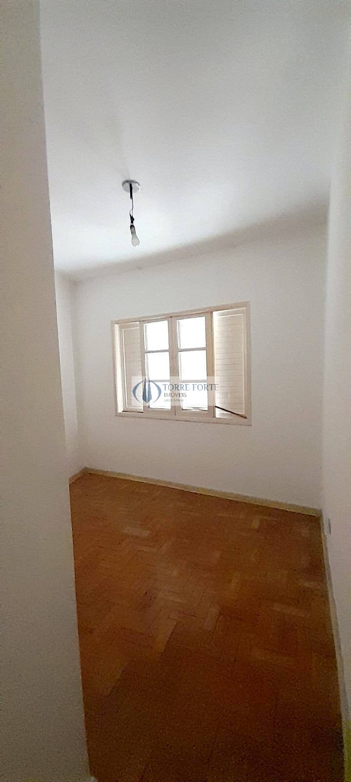 Casa à venda com 3 quartos, 158m² - Foto 13