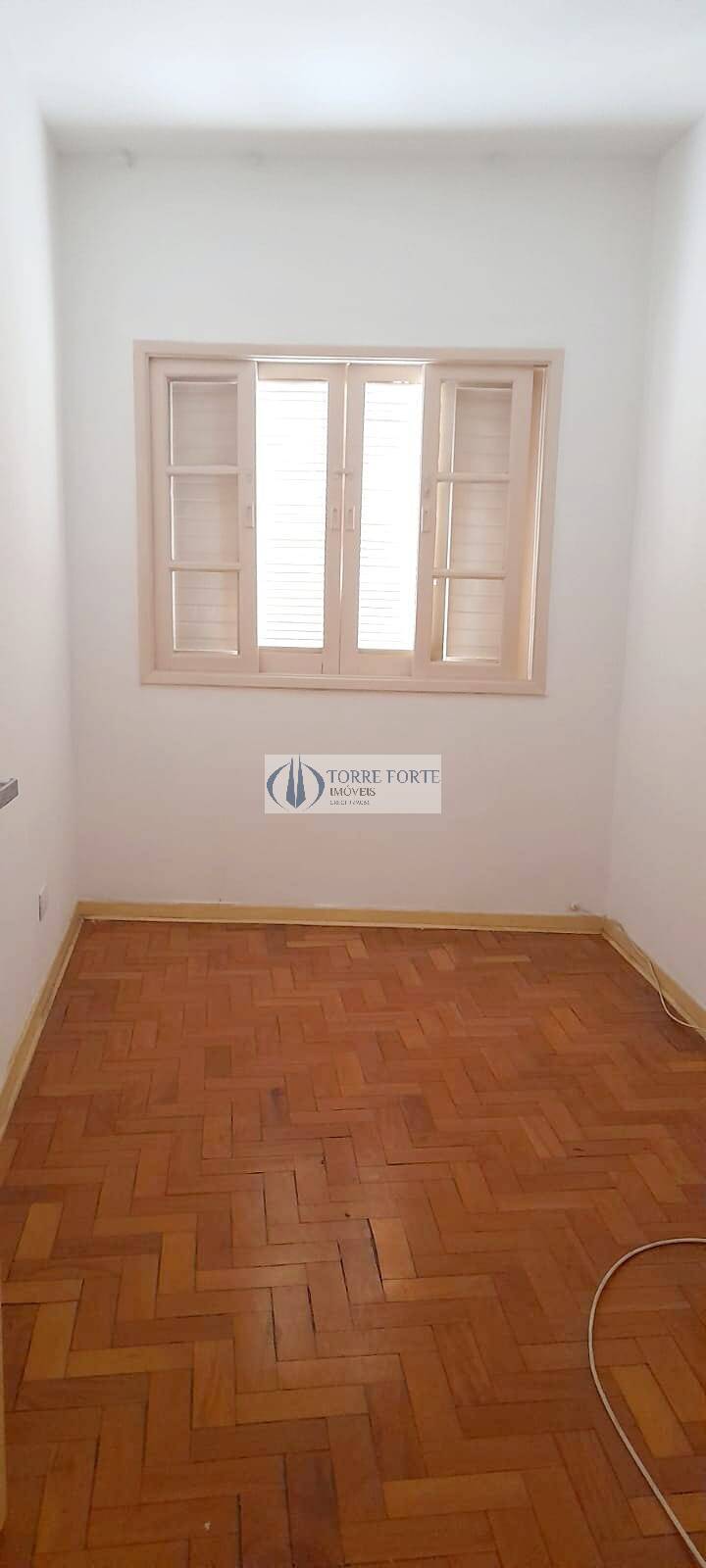 Casa à venda com 3 quartos, 158m² - Foto 14