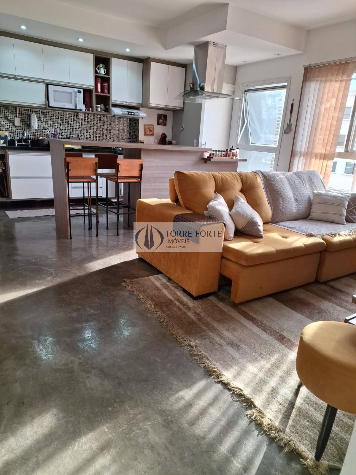 Apartamento à venda com 2 quartos, 62m² - Foto 1