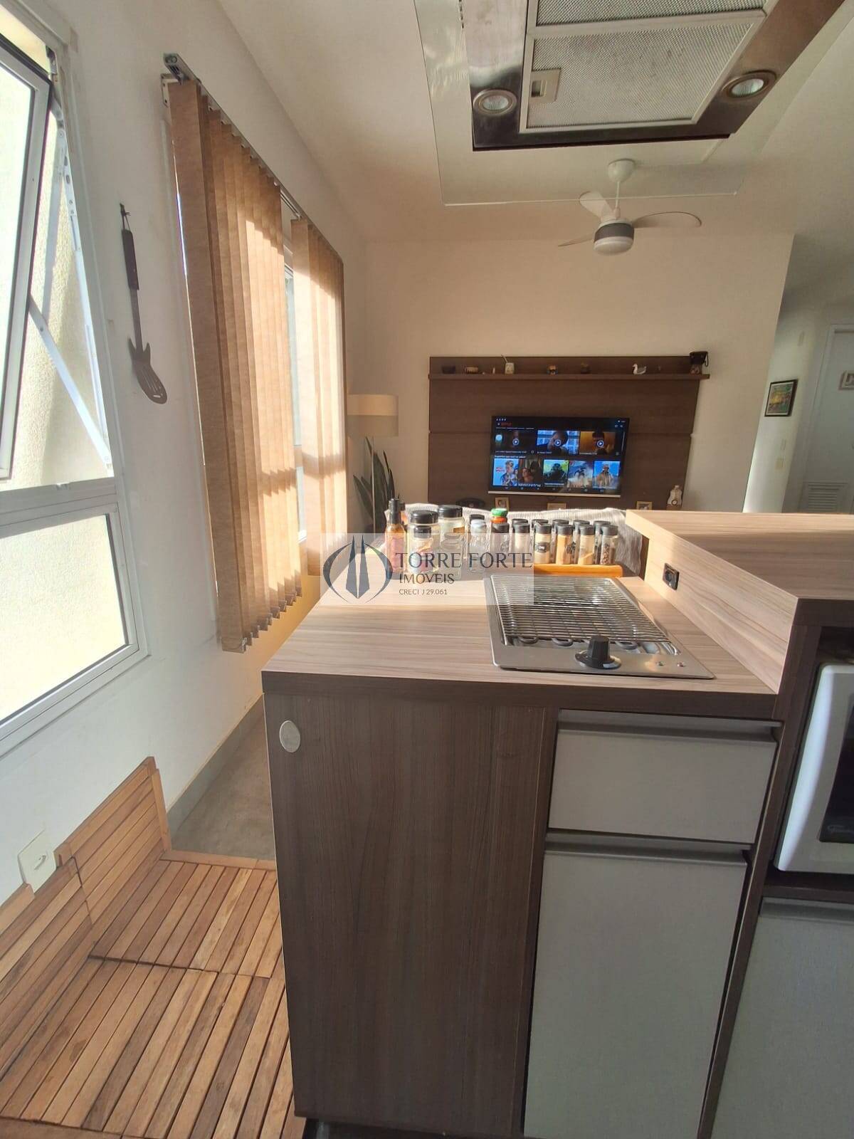 Apartamento à venda com 2 quartos, 62m² - Foto 6