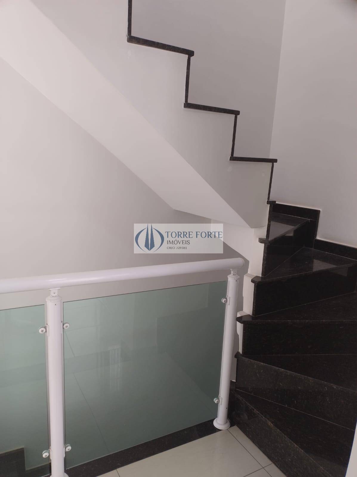 Casa à venda com 3 quartos, 152m² - Foto 13