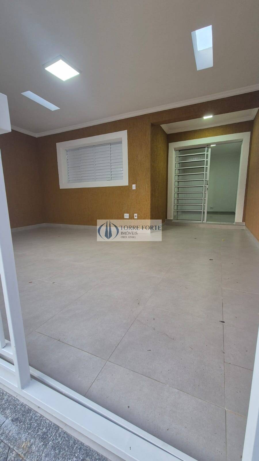 Casa à venda com 3 quartos, 126m² - Foto 27