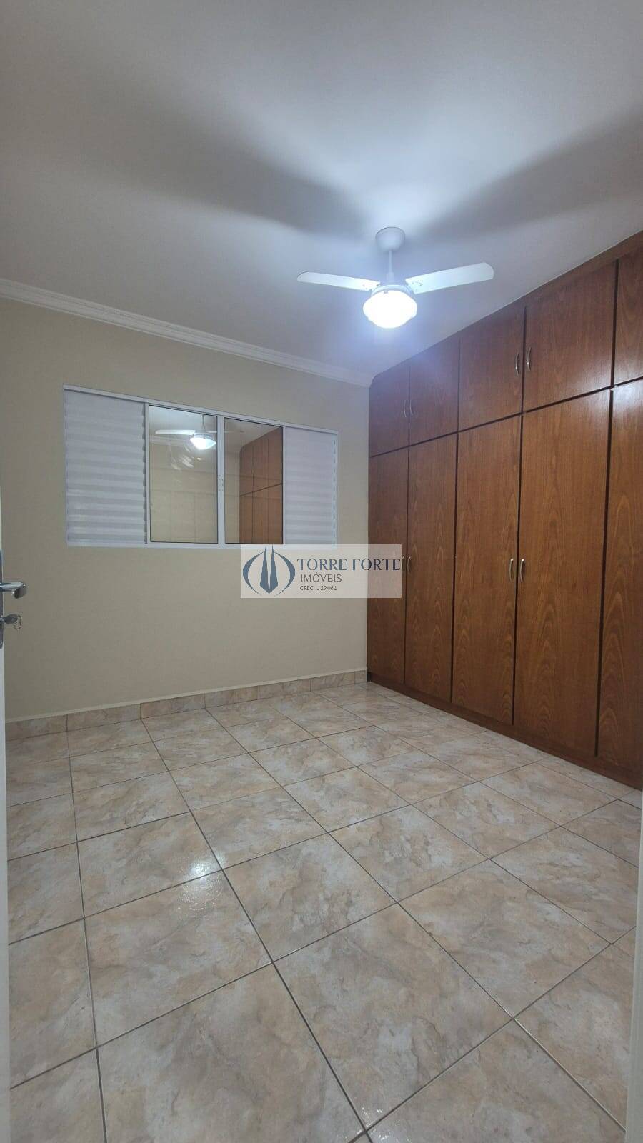 Casa à venda com 3 quartos, 126m² - Foto 11