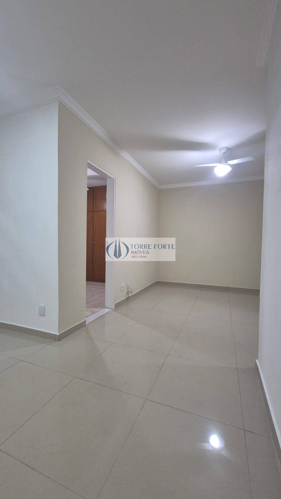 Casa à venda com 3 quartos, 126m² - Foto 3