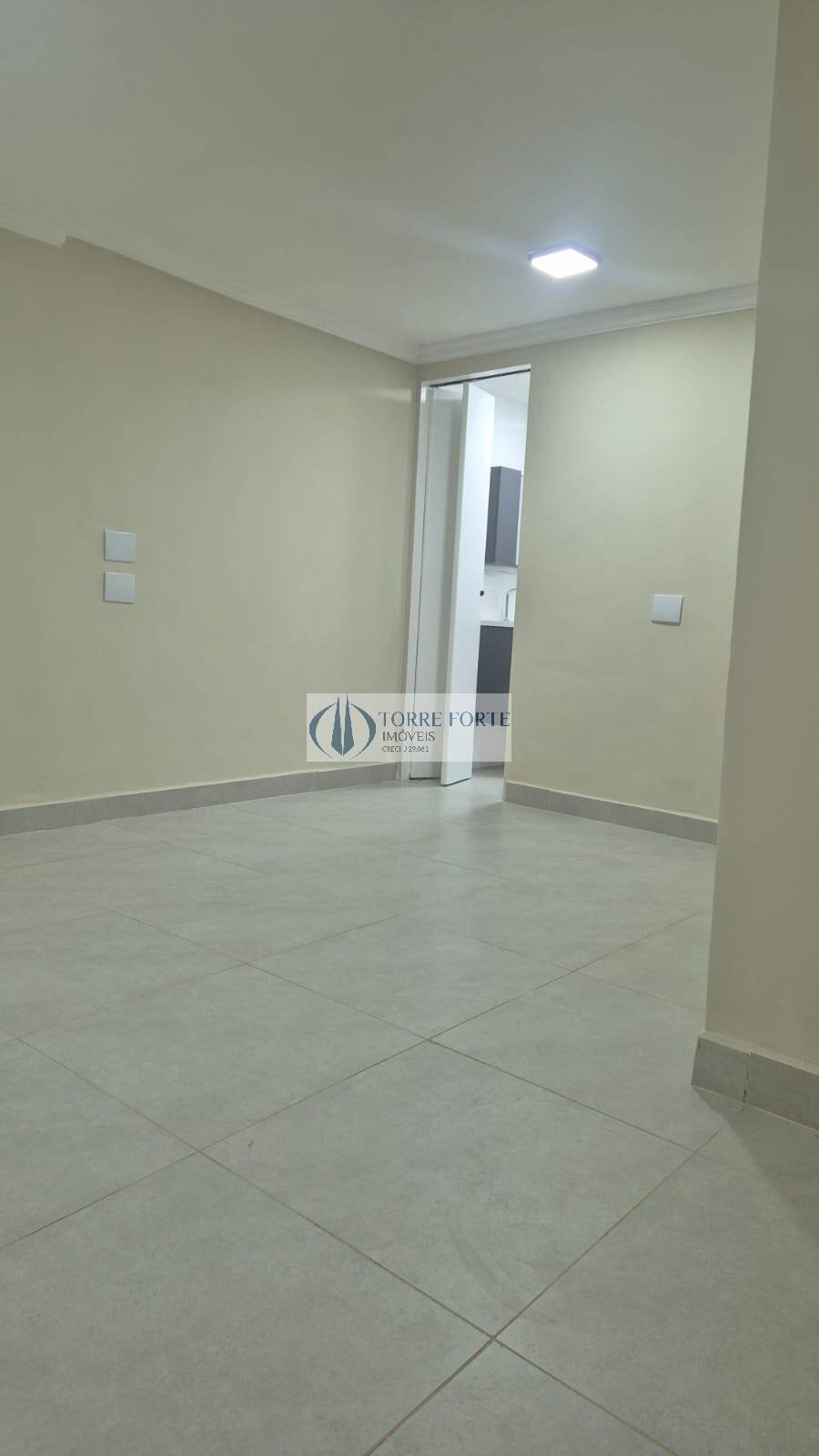 Casa à venda com 3 quartos, 126m² - Foto 4