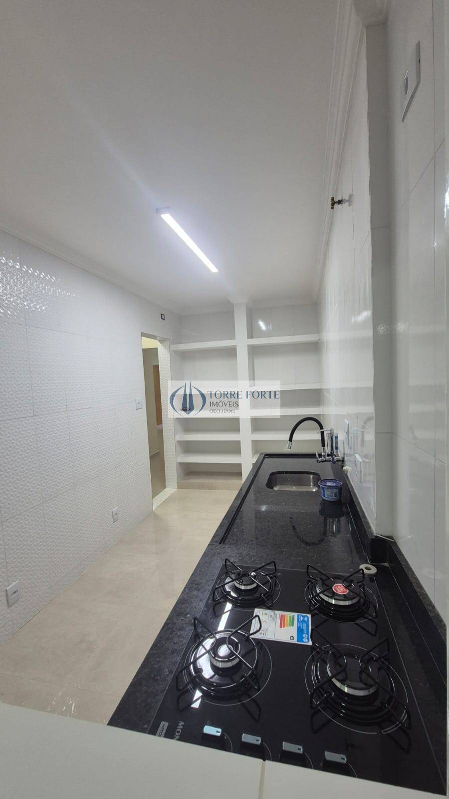 Casa à venda com 3 quartos, 126m² - Foto 8