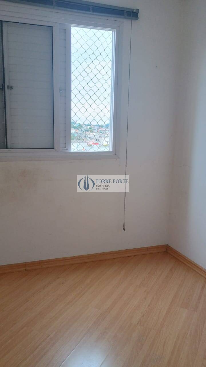 Apartamento à venda com 3 quartos, 60m² - Foto 13