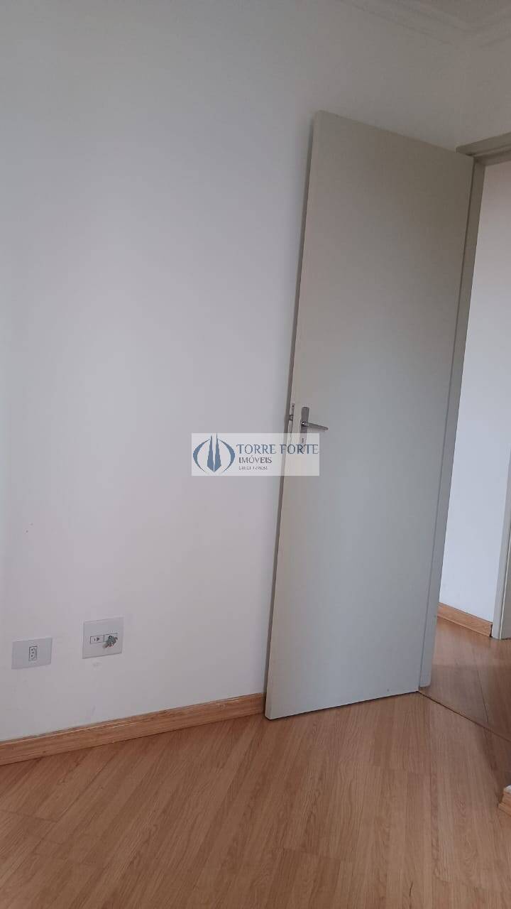 Apartamento à venda com 3 quartos, 60m² - Foto 11