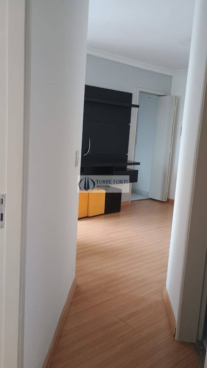 Apartamento à venda com 3 quartos, 60m² - Foto 4