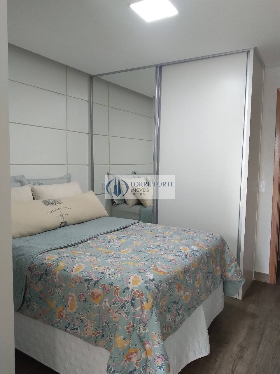 Casa à venda com 3 quartos, 176m² - Foto 6