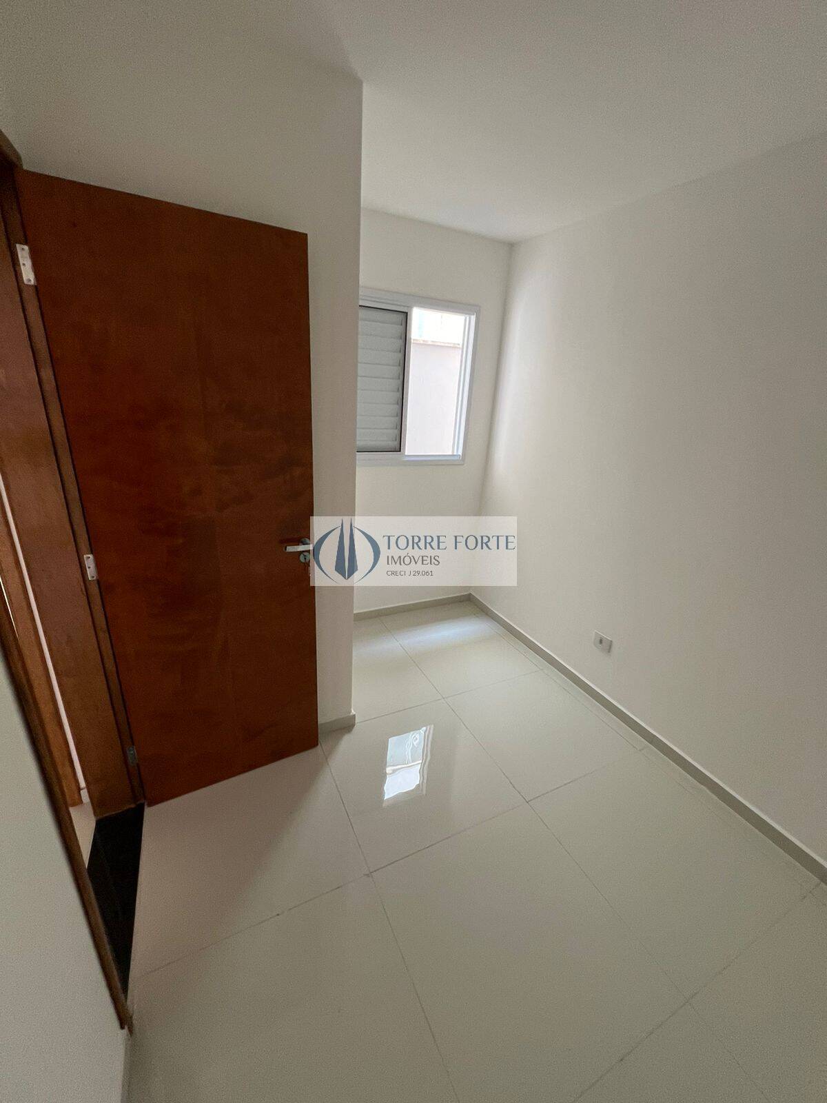 Apartamento à venda com 2 quartos, 39m² - Foto 4