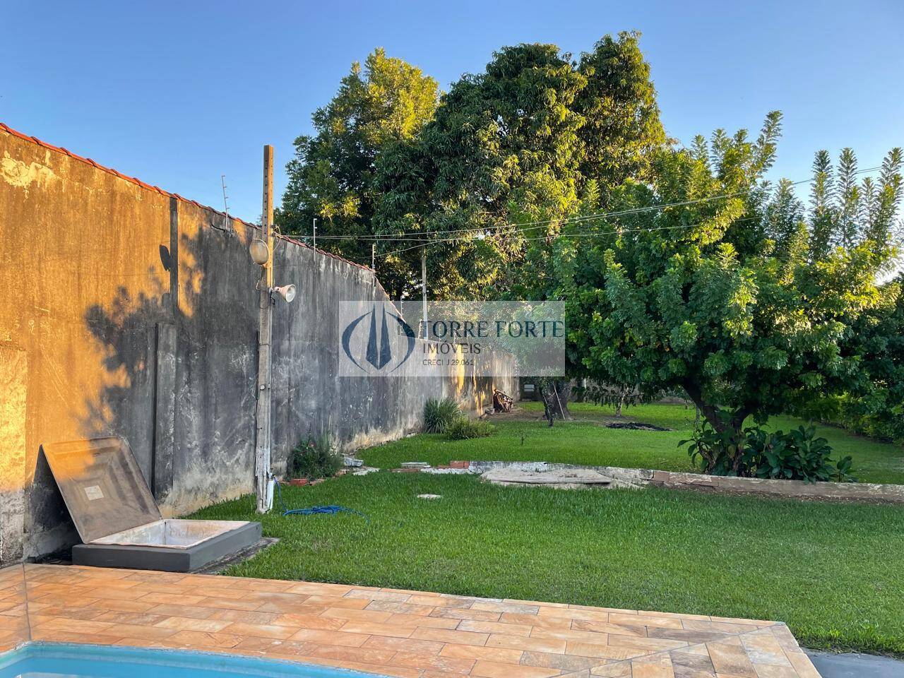 Casa à venda com 2 quartos, 300m² - Foto 3