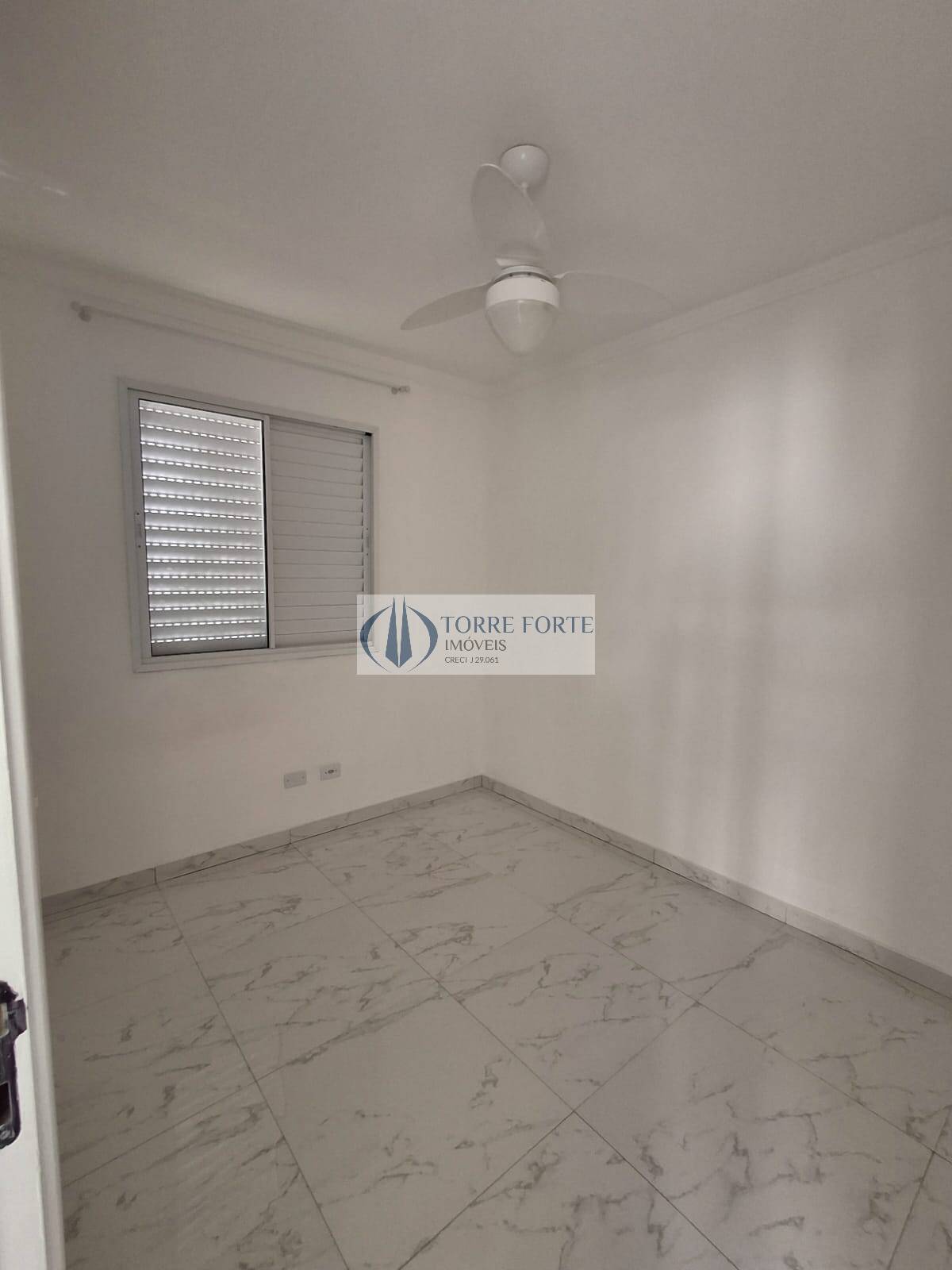 Apartamento à venda com 2 quartos, 50m² - Foto 7