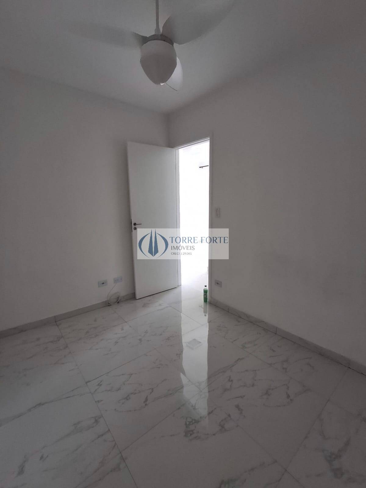 Apartamento à venda com 2 quartos, 50m² - Foto 9