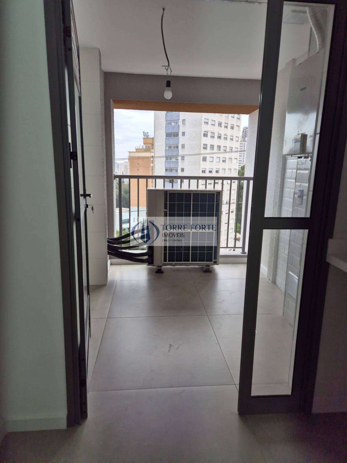 Apartamento à venda com 3 quartos, 139m² - Foto 8