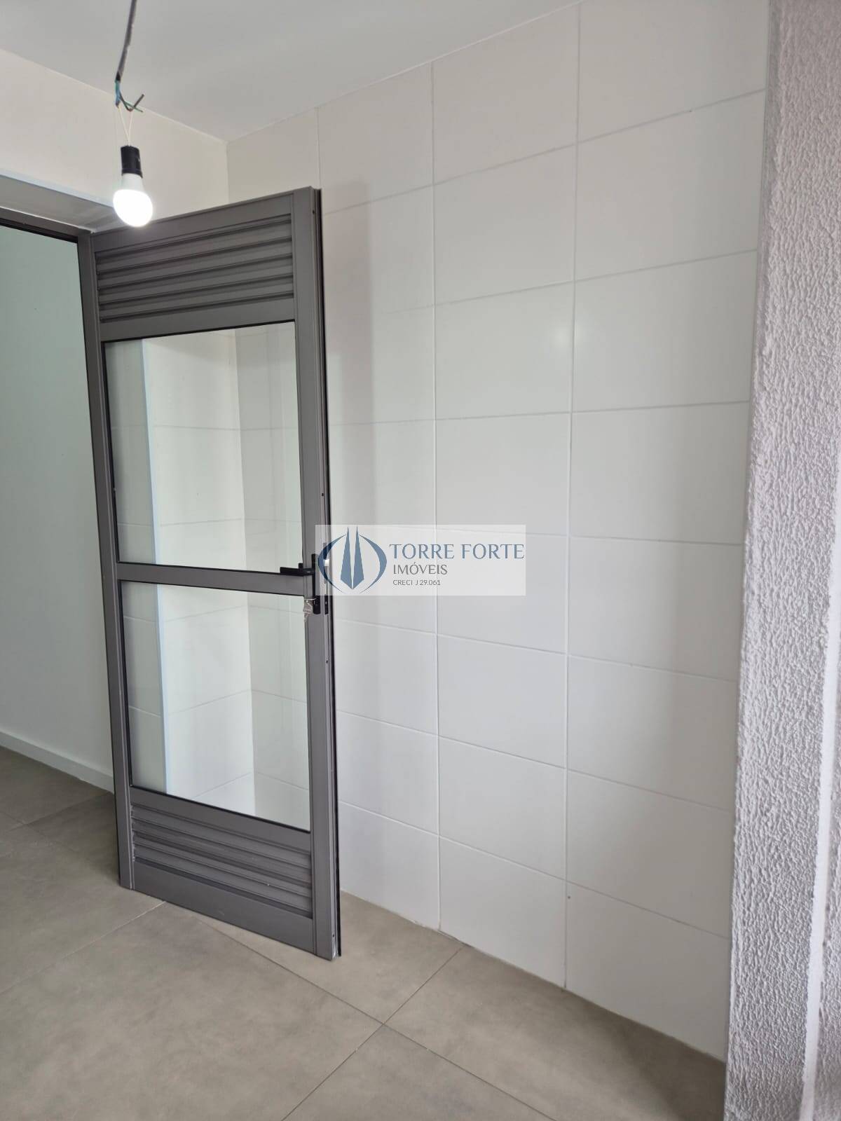 Apartamento à venda com 3 quartos, 139m² - Foto 9