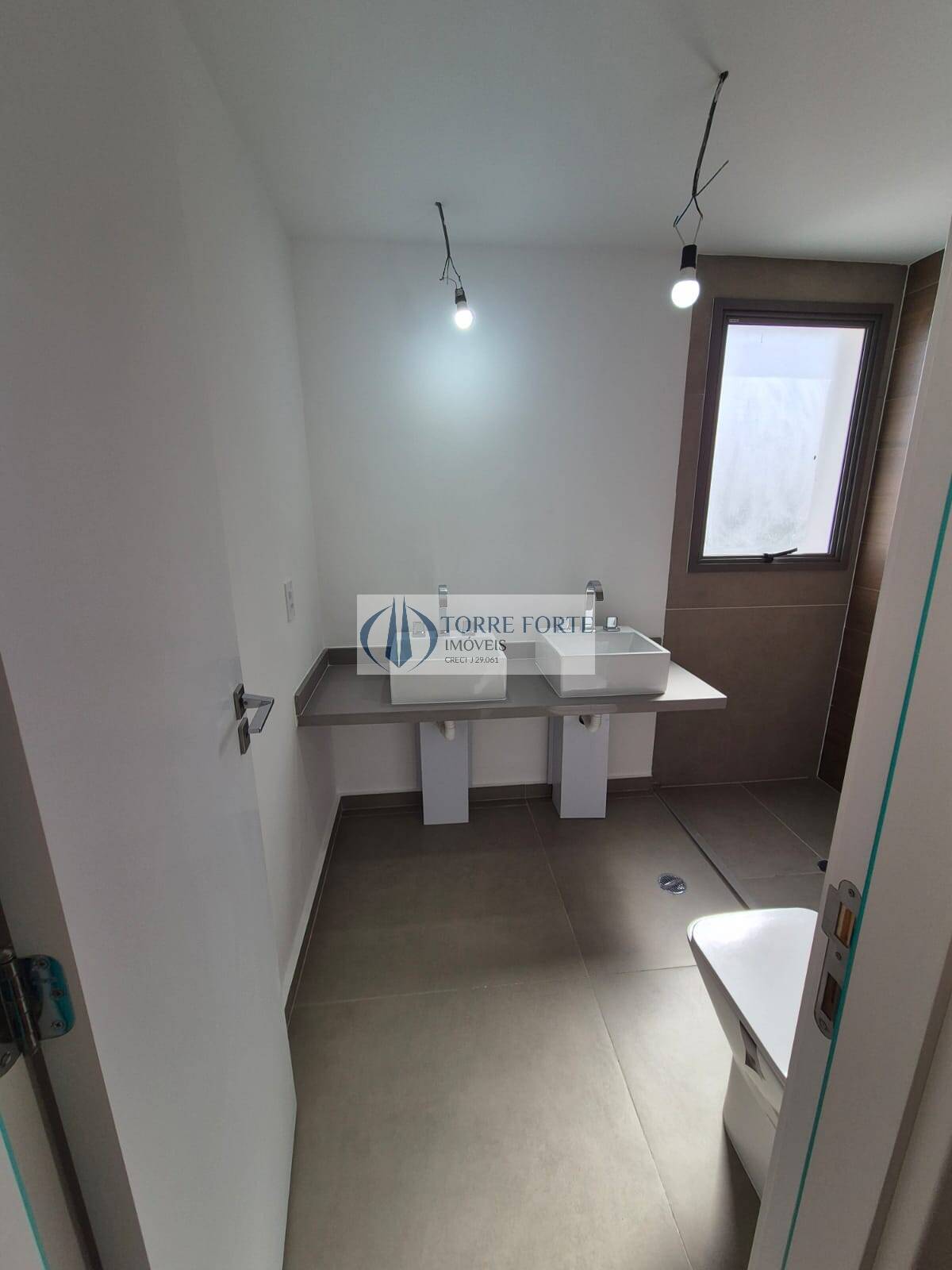 Apartamento à venda com 3 quartos, 139m² - Foto 22