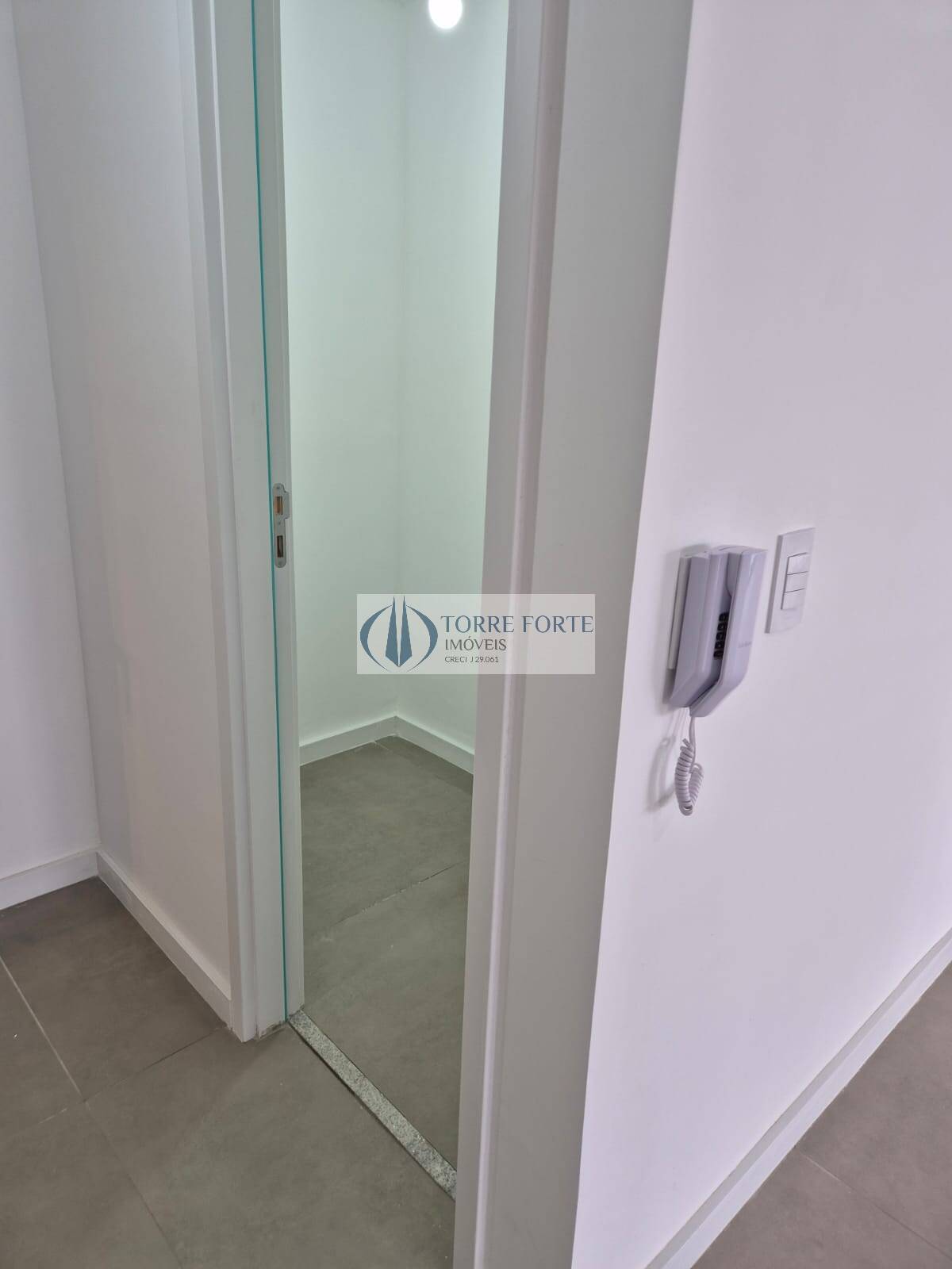 Apartamento à venda com 3 quartos, 139m² - Foto 12