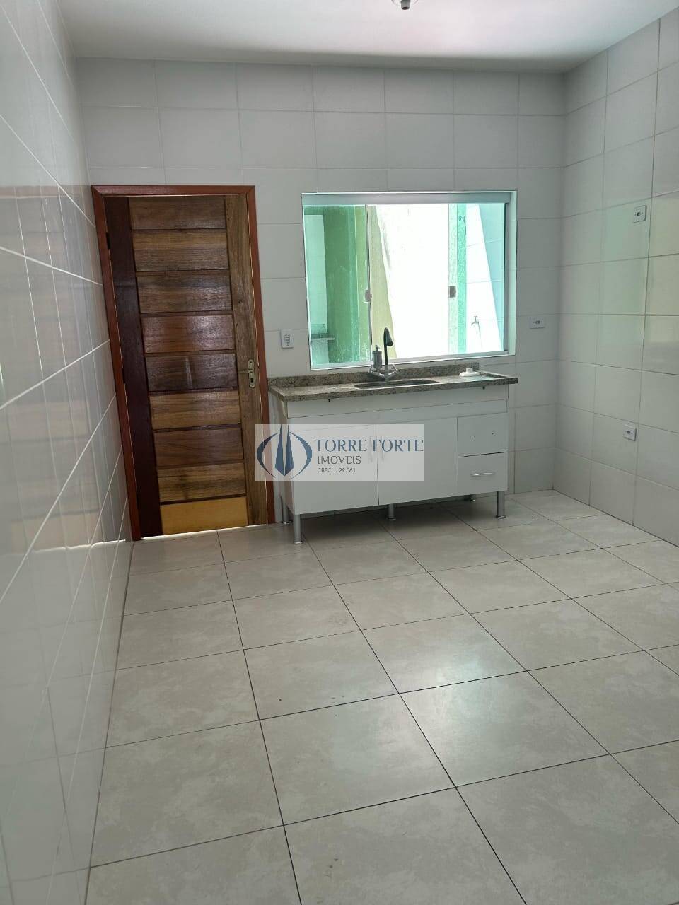 Casa à venda com 3 quartos, 106m² - Foto 6