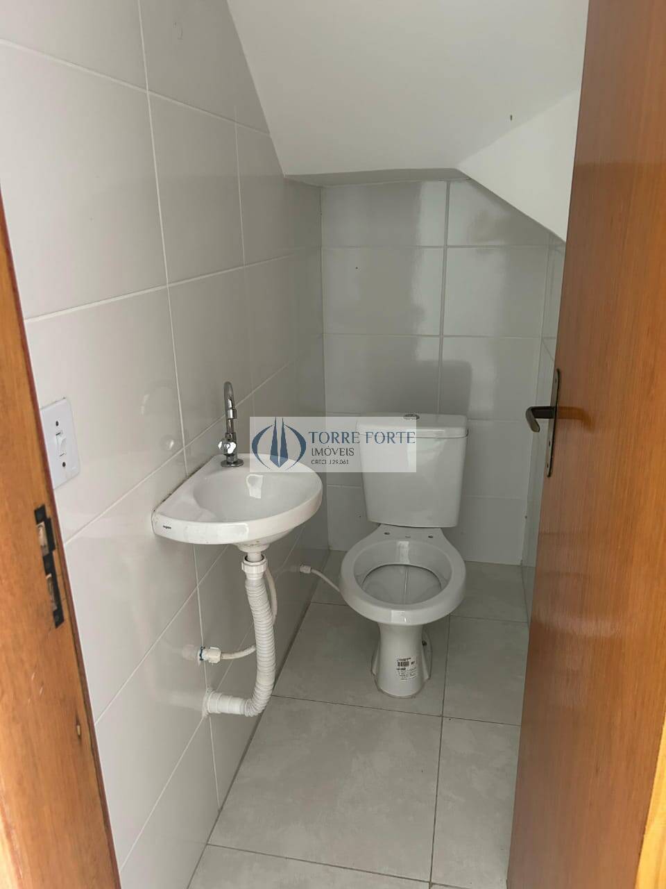 Casa à venda com 3 quartos, 106m² - Foto 13