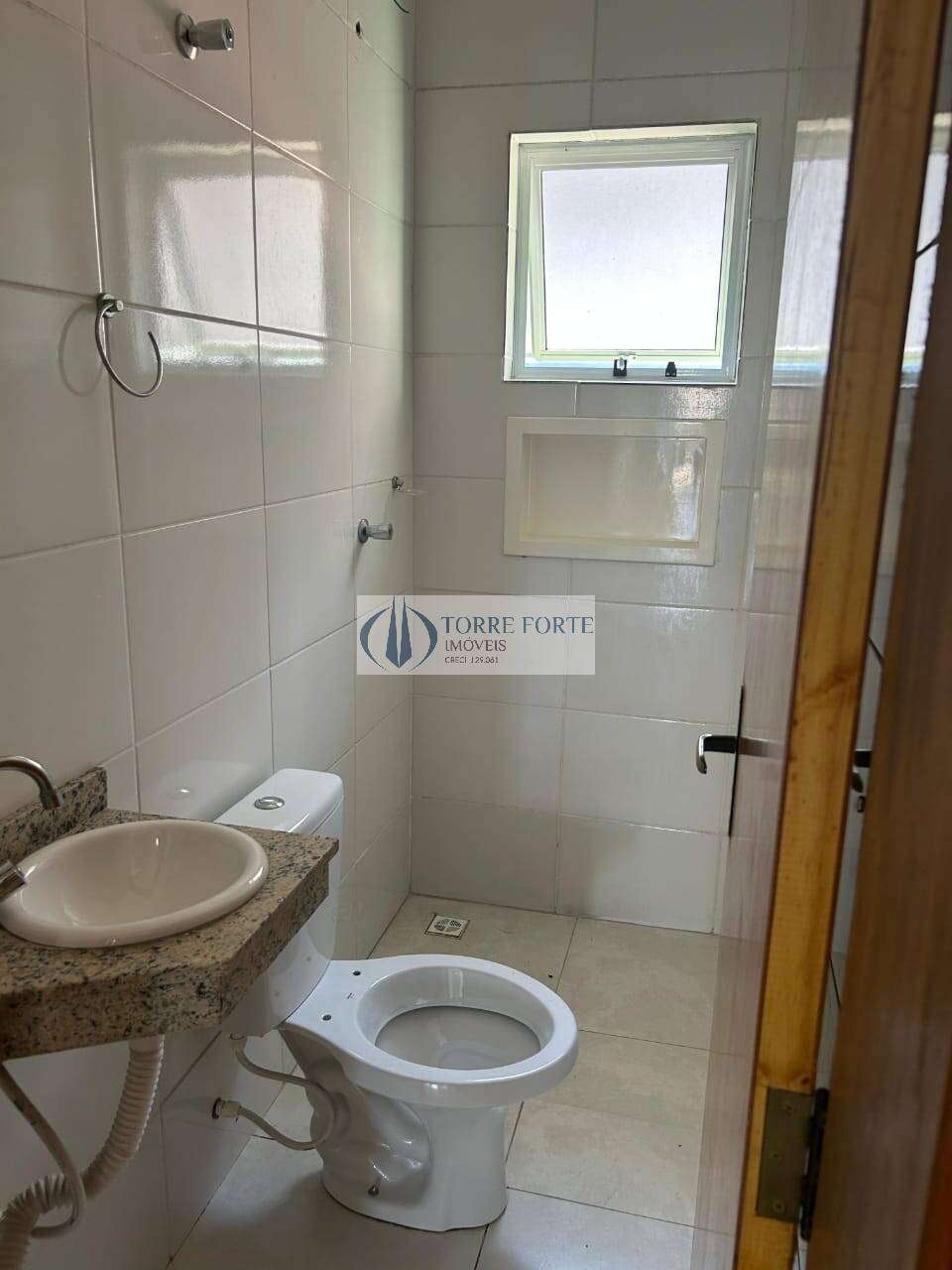 Casa à venda com 3 quartos, 106m² - Foto 12