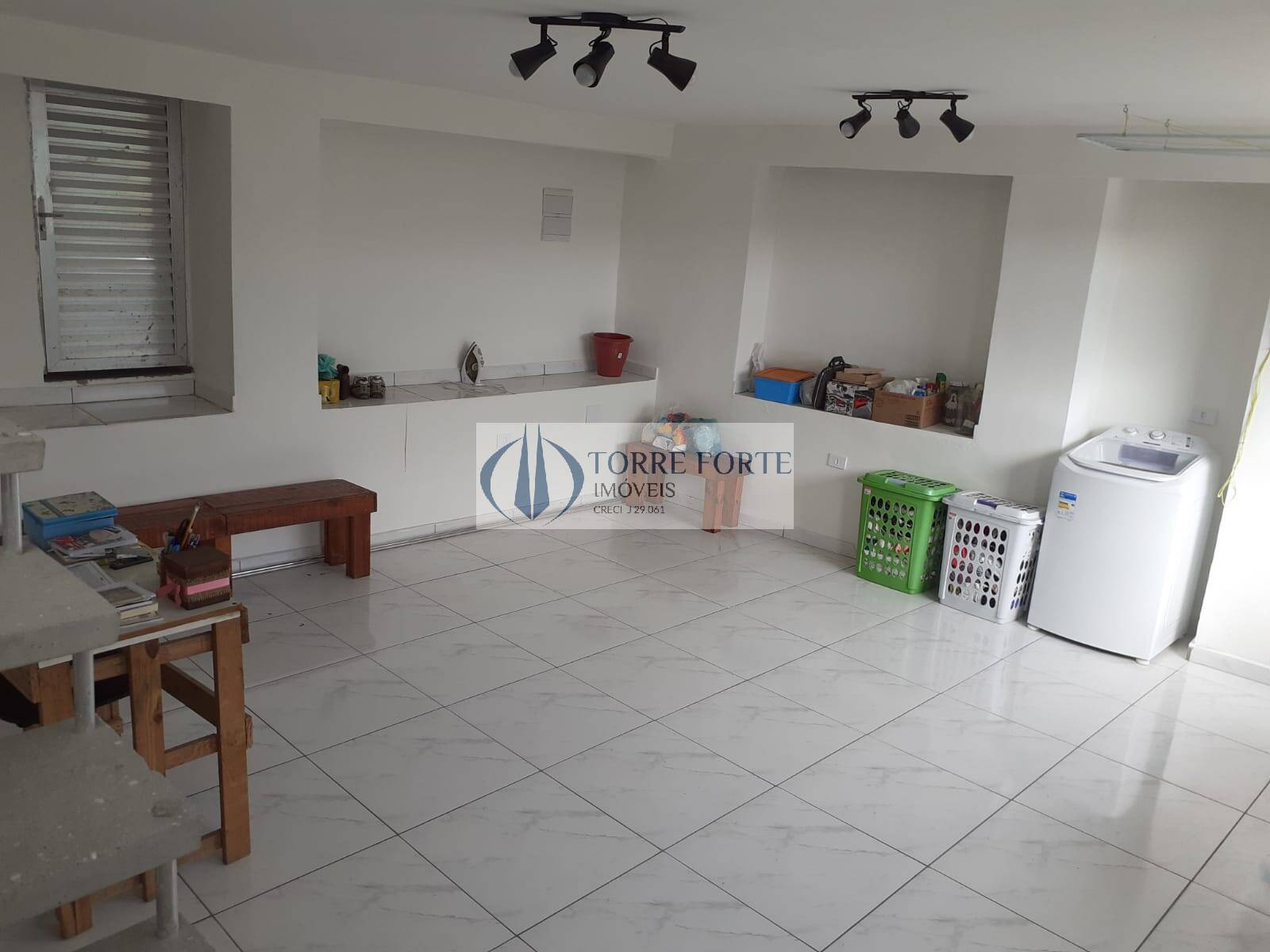 Casa à venda com 4 quartos, 300m² - Foto 22