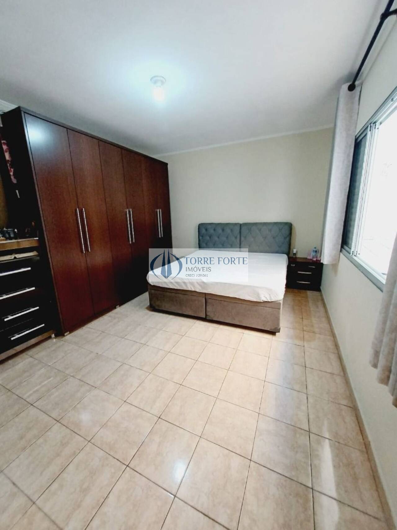 Casa à venda com 2 quartos, 200m² - Foto 9