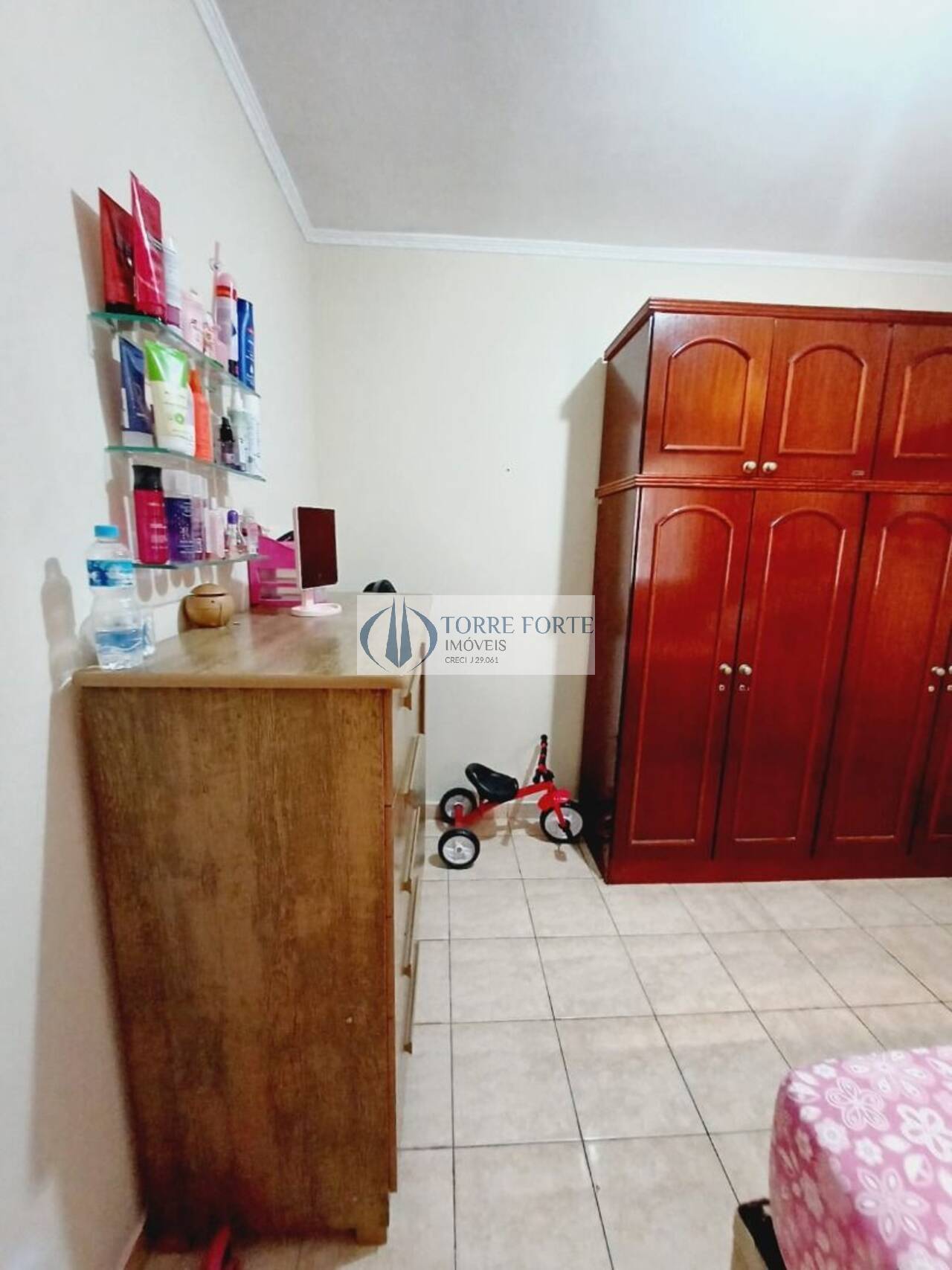 Casa à venda com 2 quartos, 200m² - Foto 10