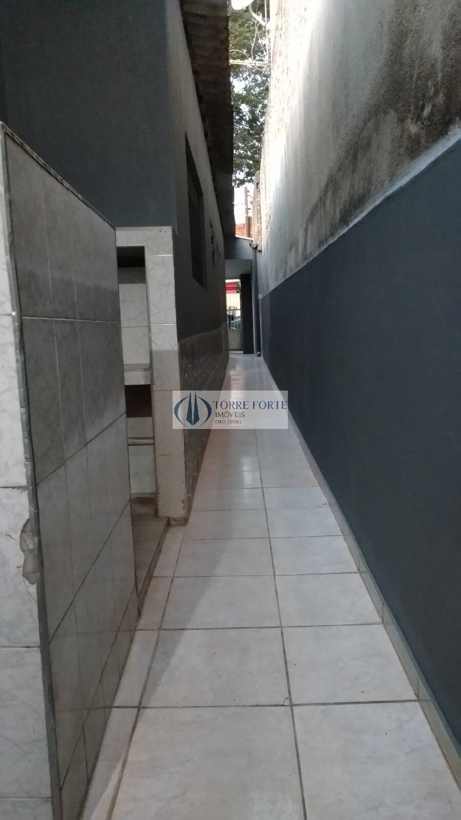 Casa à venda com 5 quartos, 245m² - Foto 8