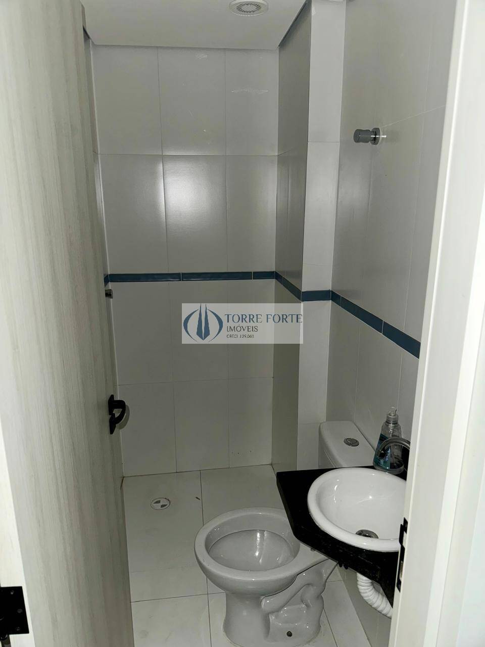 Apartamento à venda com 2 quartos, 43m² - Foto 9