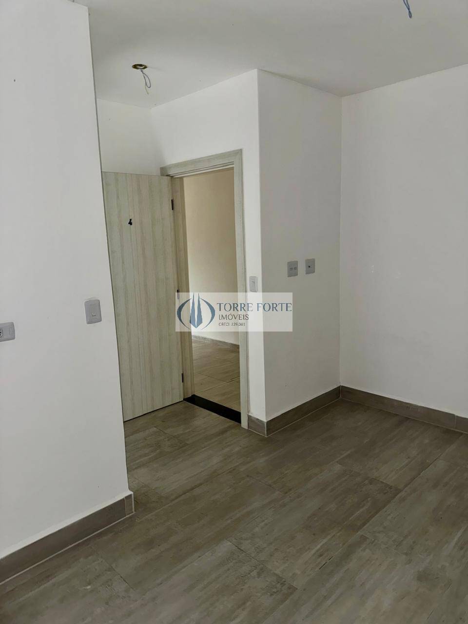 Apartamento à venda com 2 quartos, 43m² - Foto 3