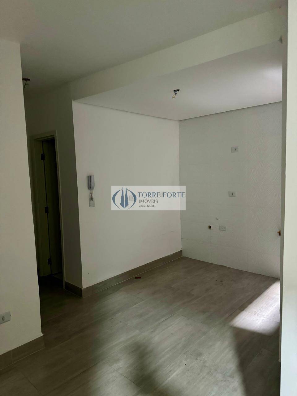 Apartamento à venda com 2 quartos, 43m² - Foto 2