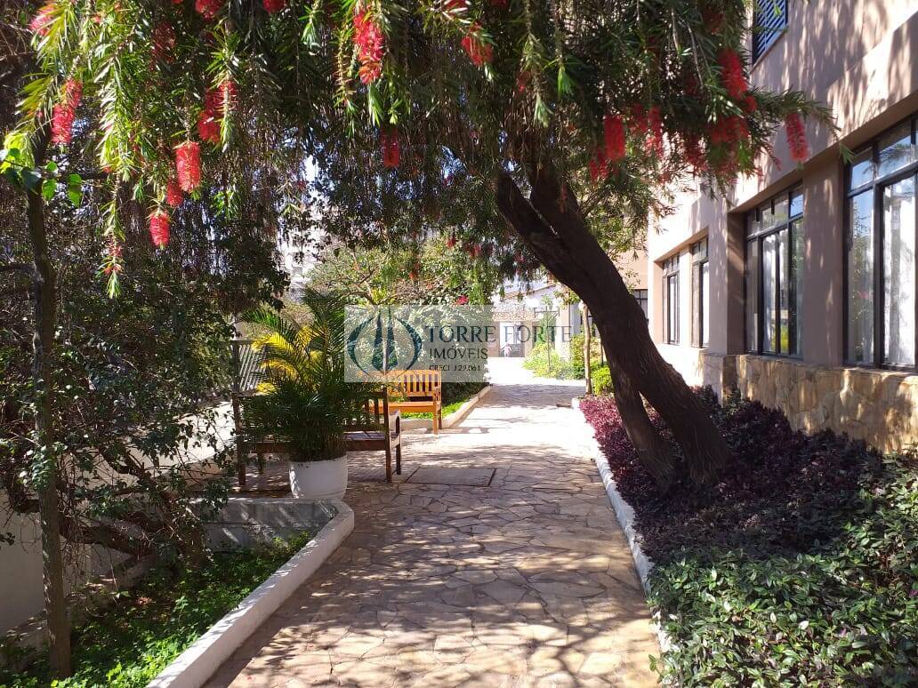 Apartamento à venda com 2 quartos, 51m² - Foto 18
