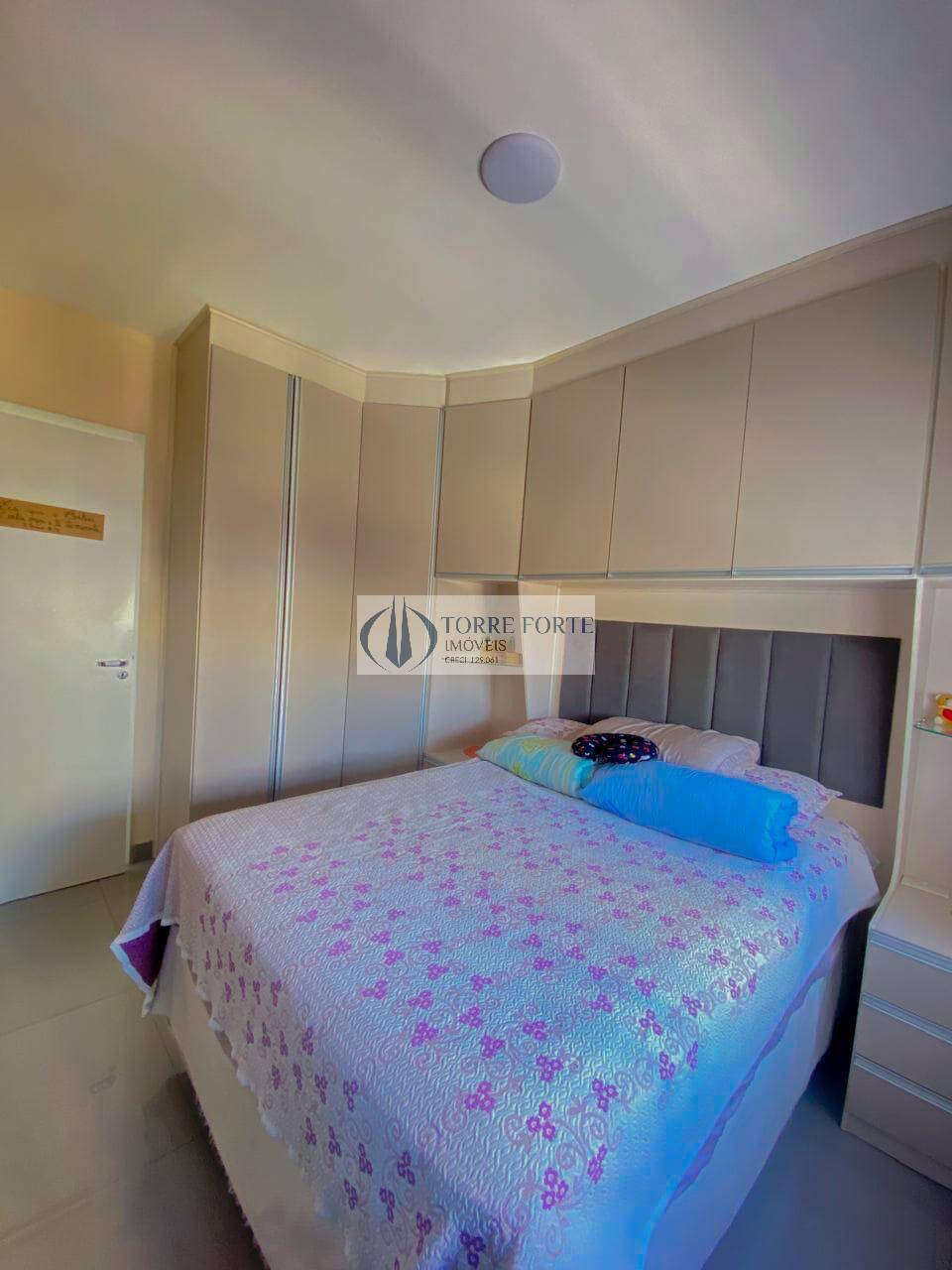 Apartamento à venda com 2 quartos, 71m² - Foto 13